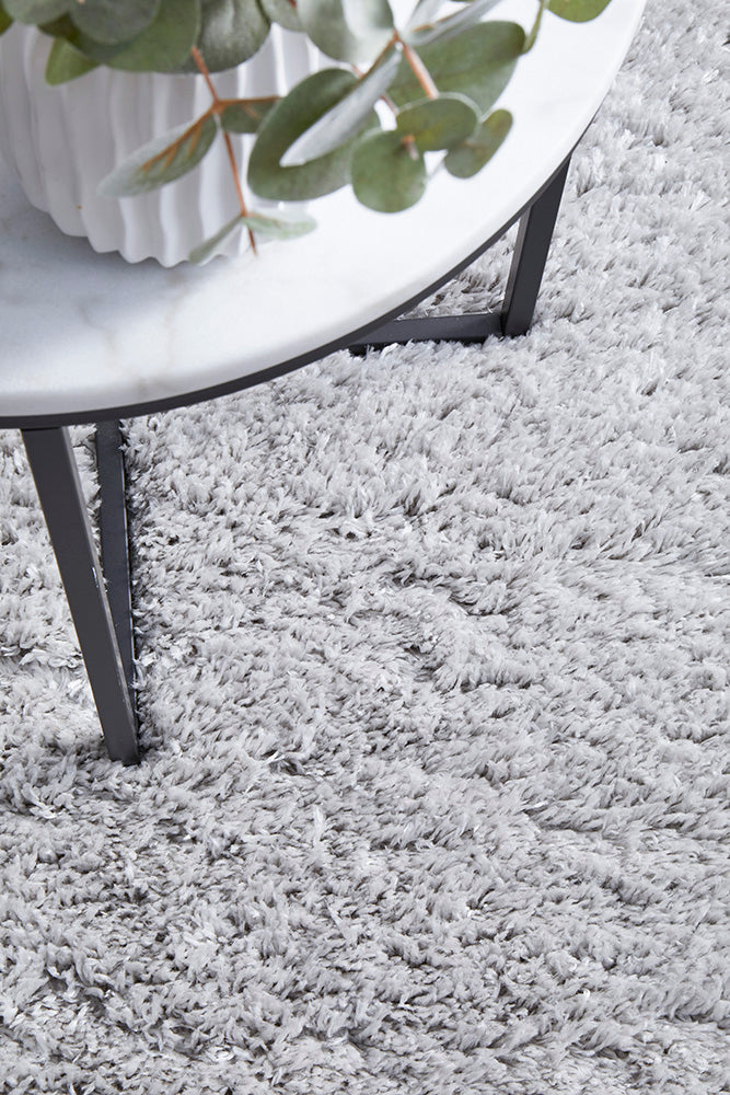 Serelle Silver Rug