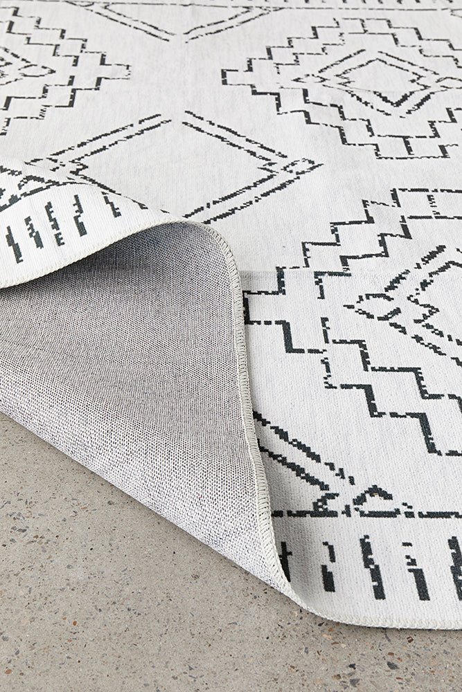 Affina White & Black Washable Rug