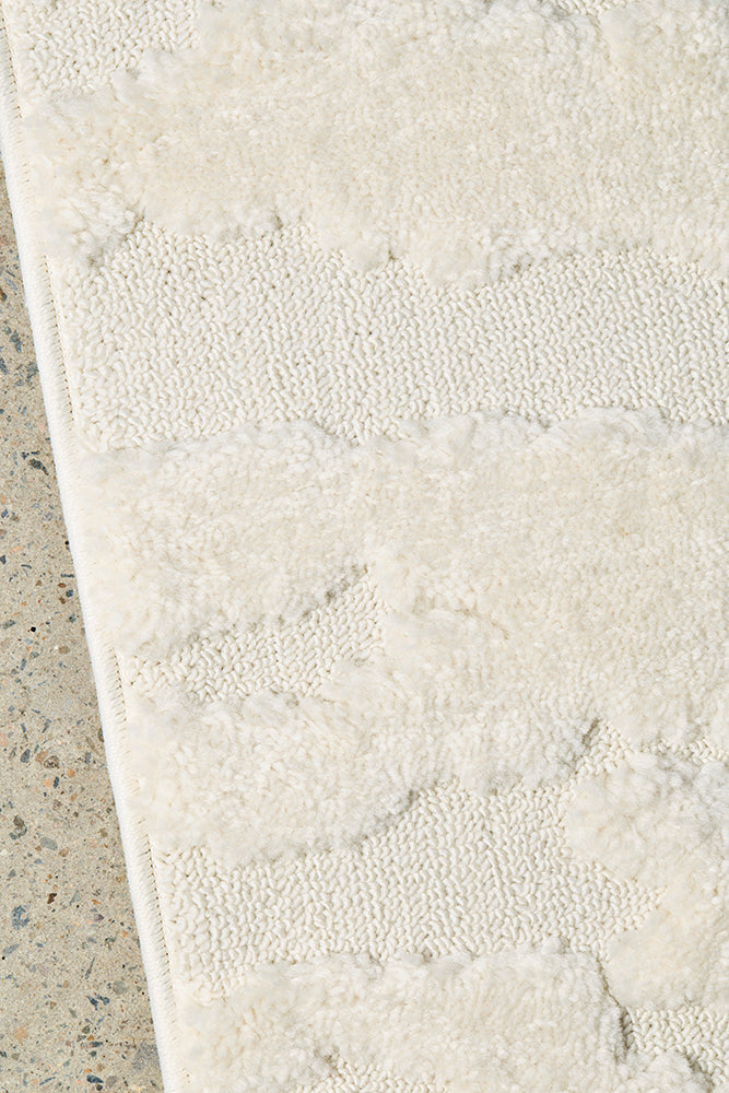 Alcova White Runner Rug