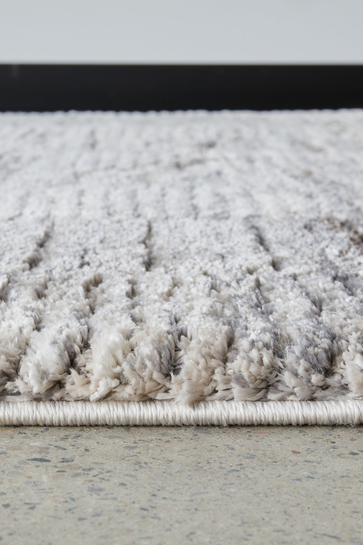 Alpina Tusk Gray Rug