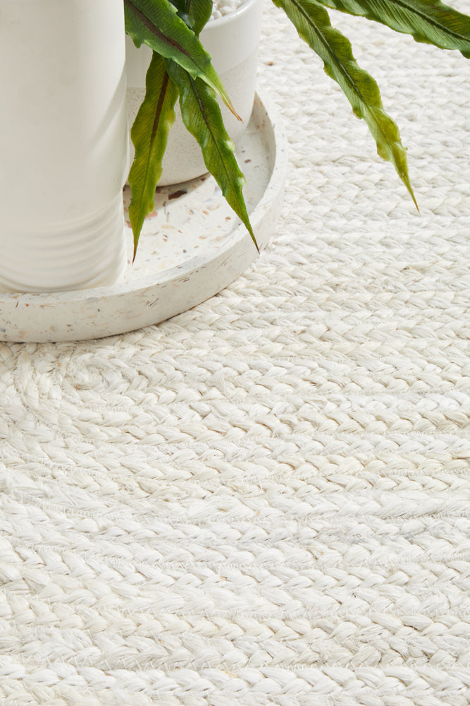Arbora White Jute Oval Rug