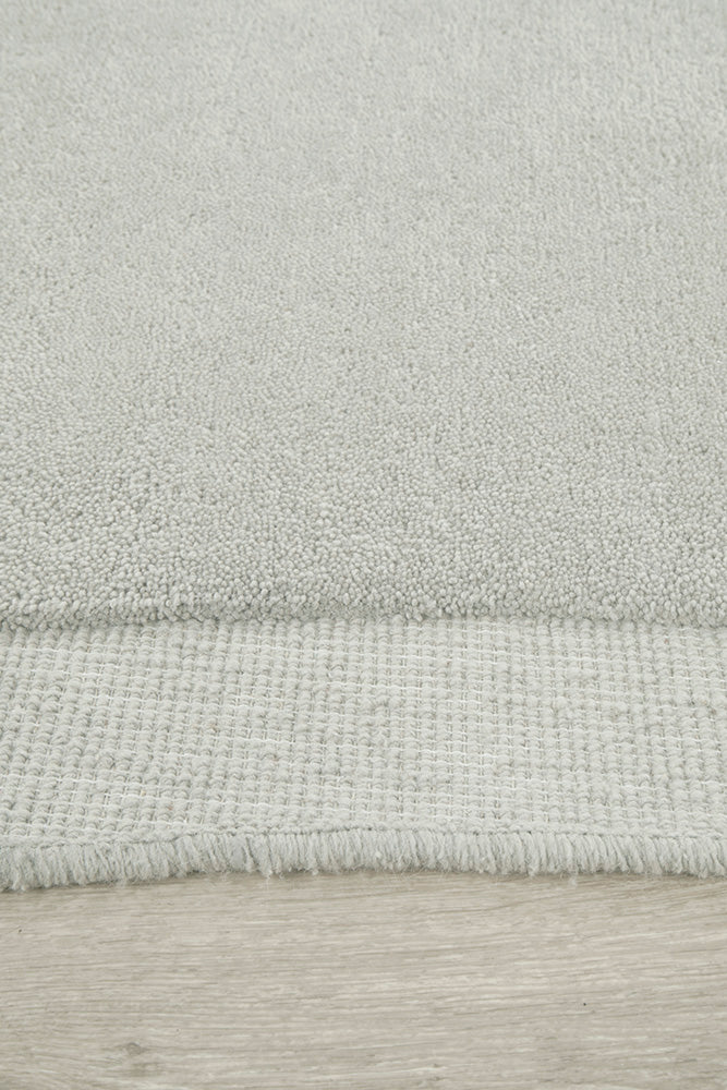 Thalia Tusk Silver Wool Rug