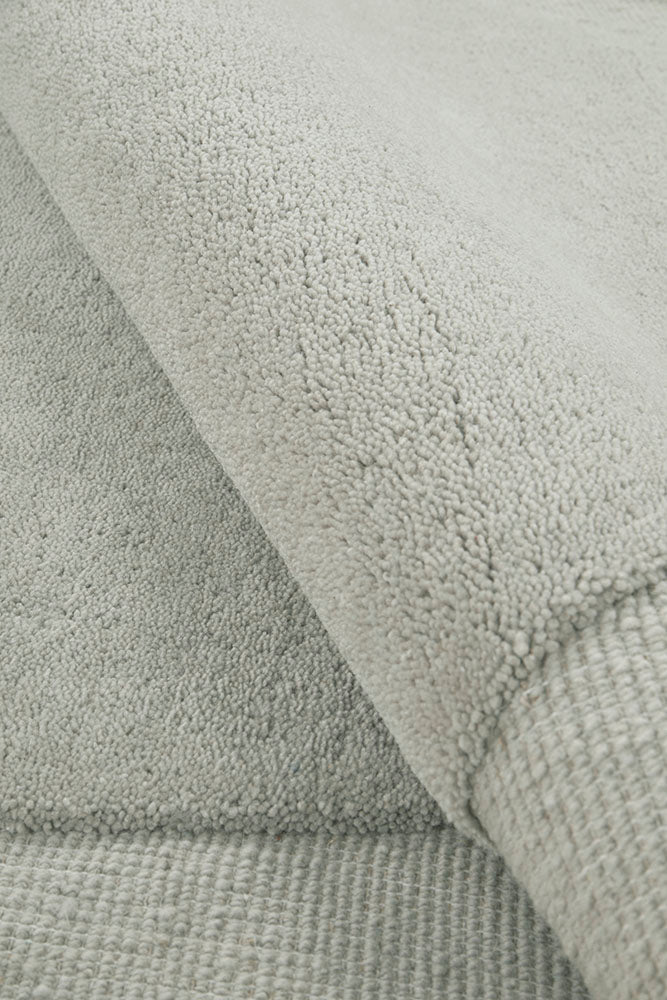Thalia Tusk Silver Wool Rug