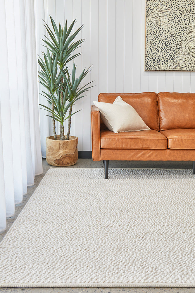 Fresne White Rug