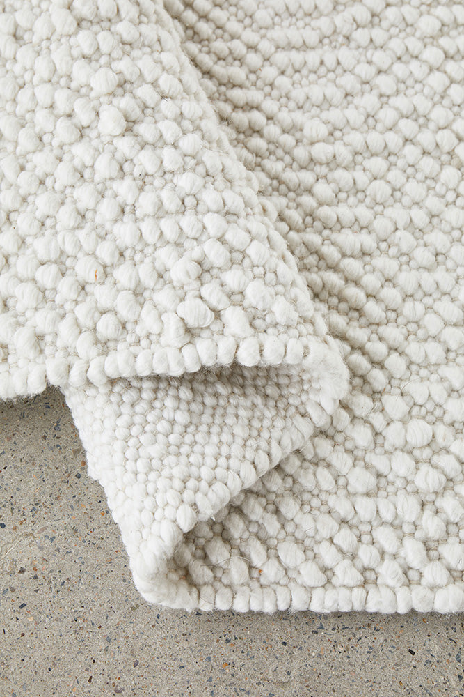 Fresne White Rug