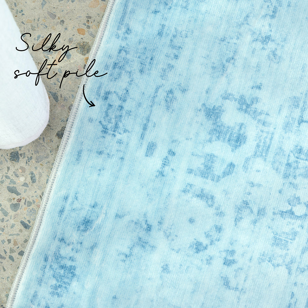 Gemmara Aqua Blue Washable Rug