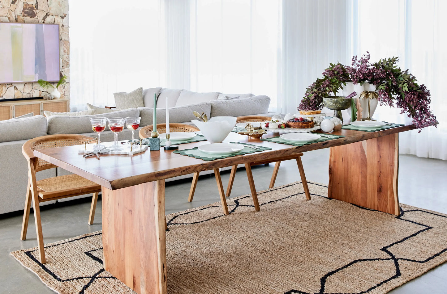 Cove Brown Black Jute Rug