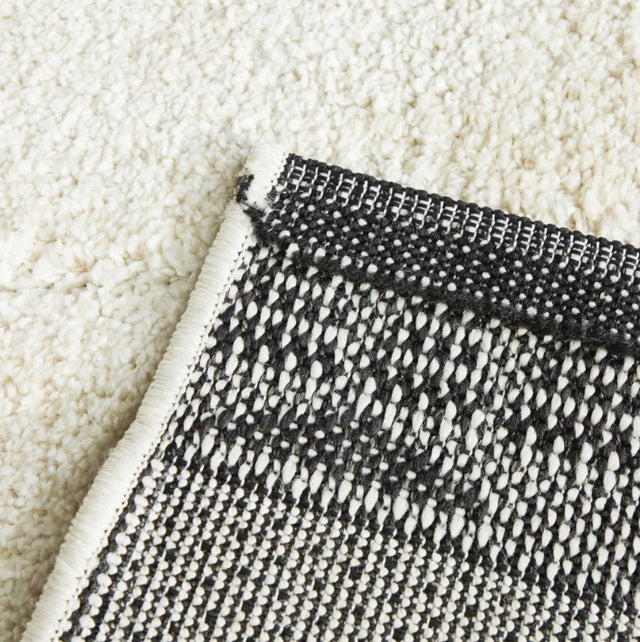 Elio Ivory Black Rug