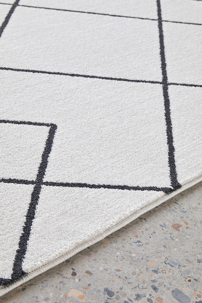 Lucera Chaff Ivory Rug
