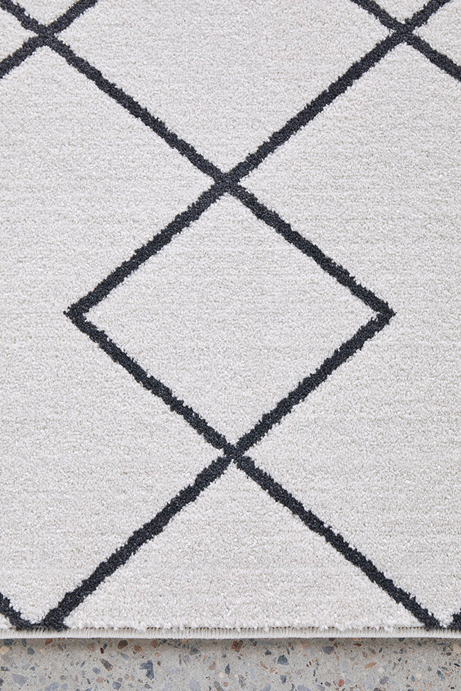 Lucera Chaff Ivory Rug