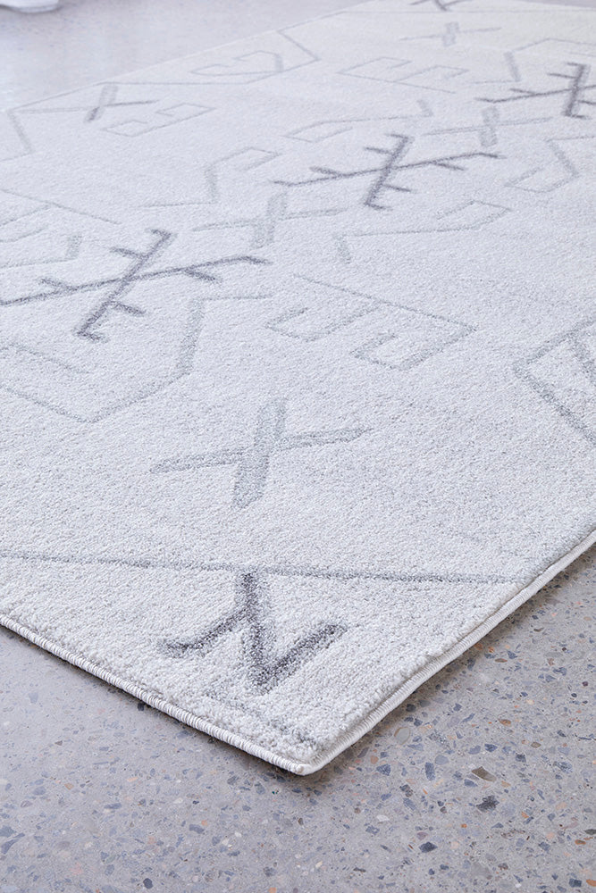Lucera Dove Silver Rug