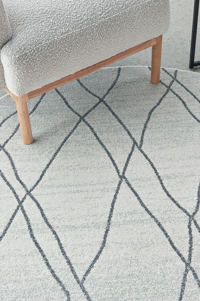 Lucera Oat Silver Round Rug