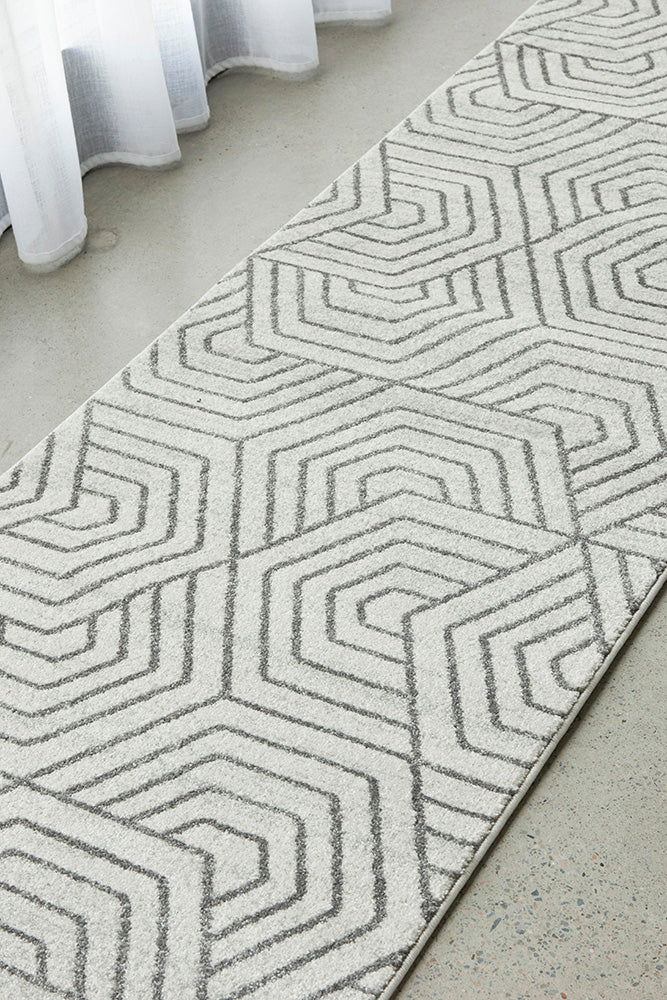 Lucera Straw Silver Runner Rug