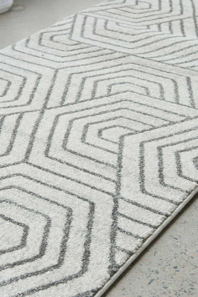 Lucera Straw Silver Runner Rug