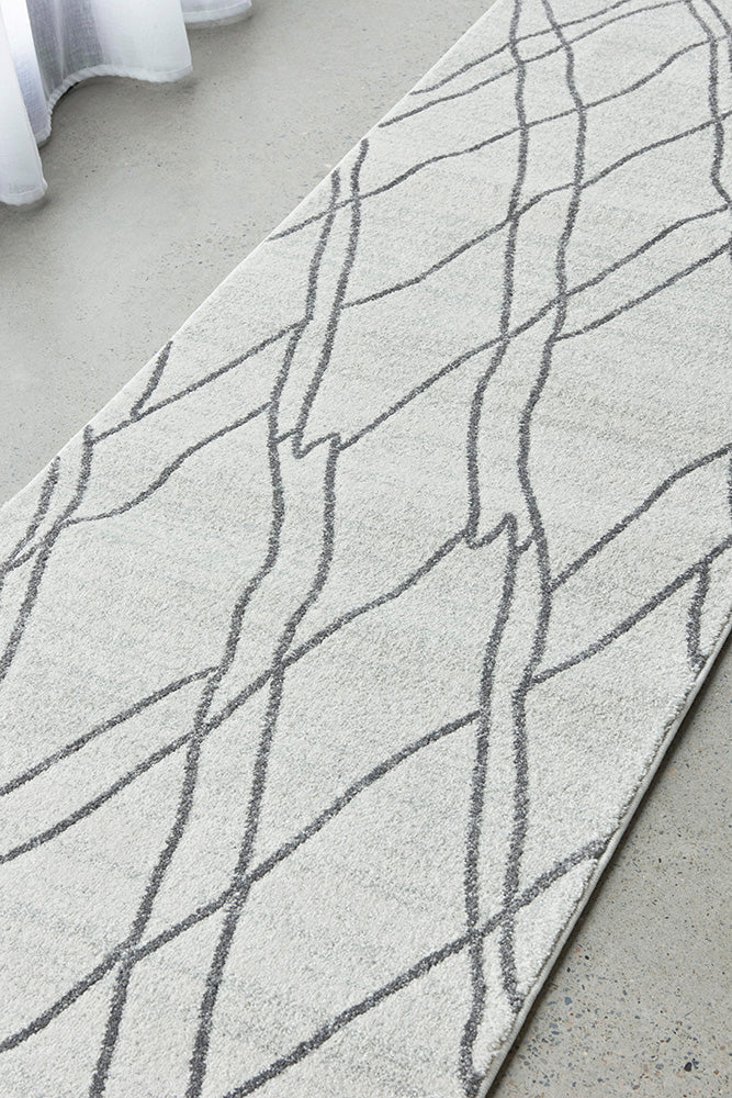Lucera Tusk Silver Runner Rug