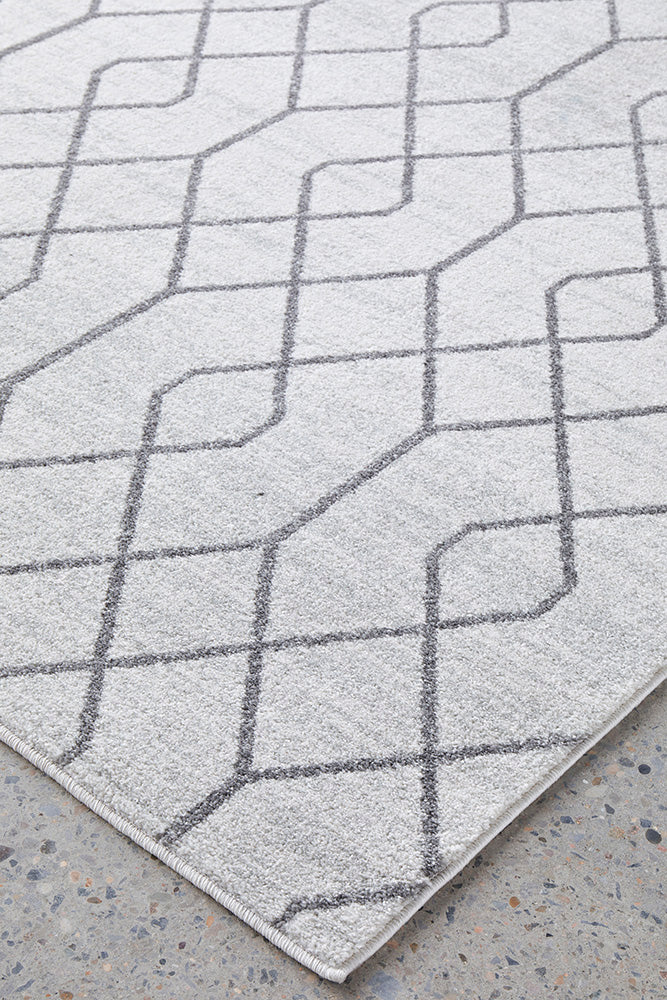 Lucera Wheat Silver Rug
