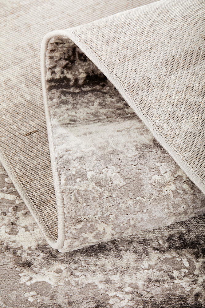 Orvelle Silver Rug