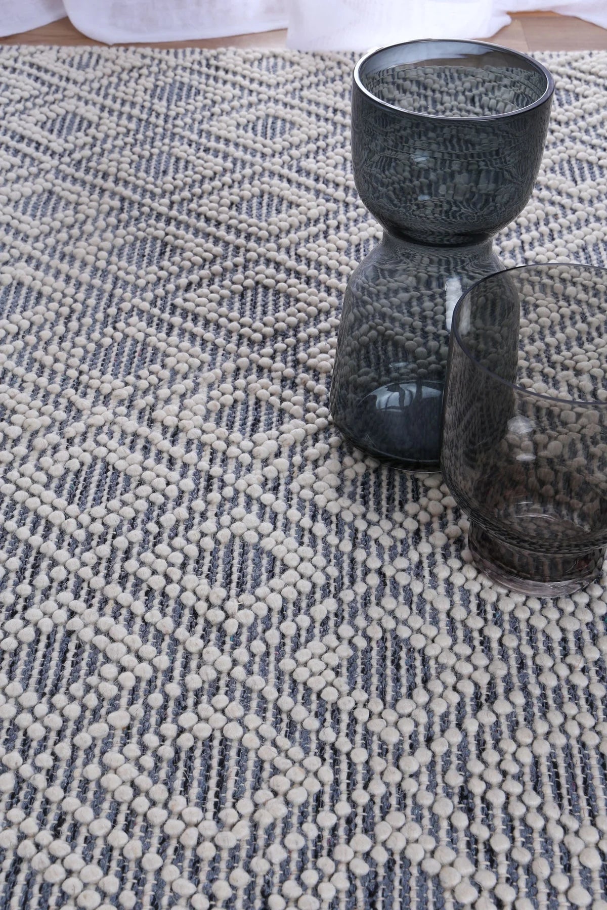 Vexa Deluxe Grey Wool Rug