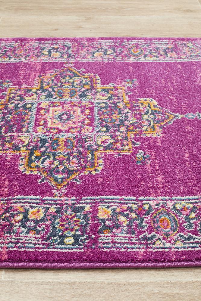 Ravella Fuchsia Purple Polypropylene Runner Rug