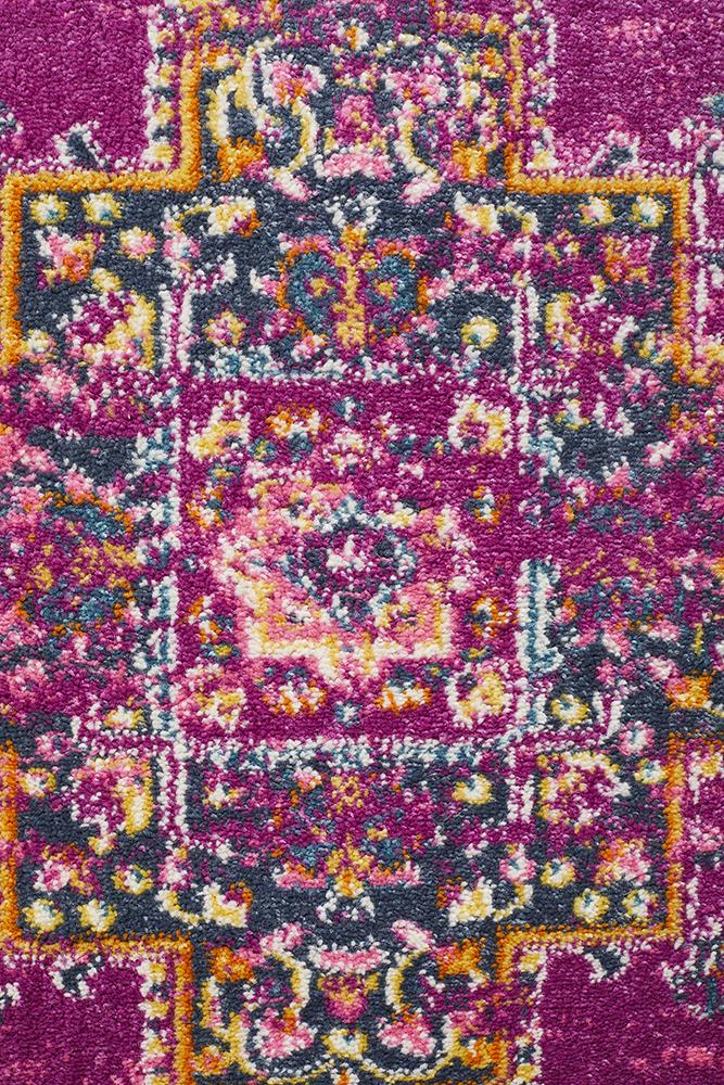 Ravella Fuchsia Purple Polypropylene Runner Rug