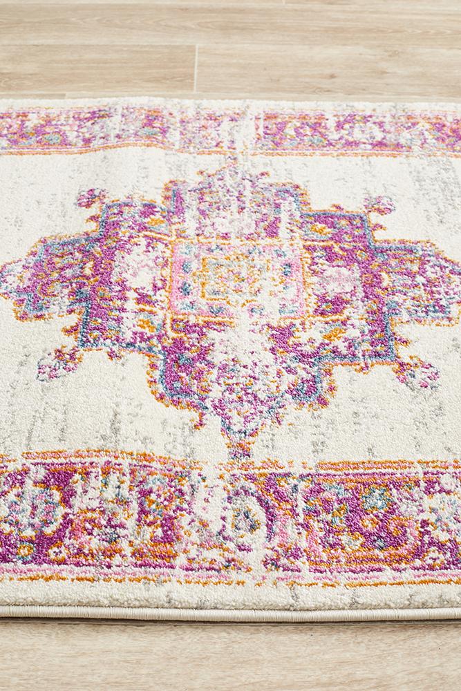 Ravella Pink Polypropylene Runner Rug