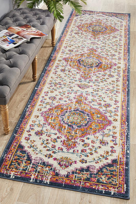 Ravella White Polypropylene Runner Rug