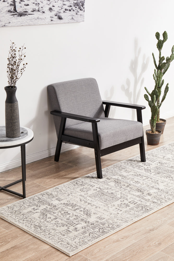 Umbra Cairo Silver Runner Rug