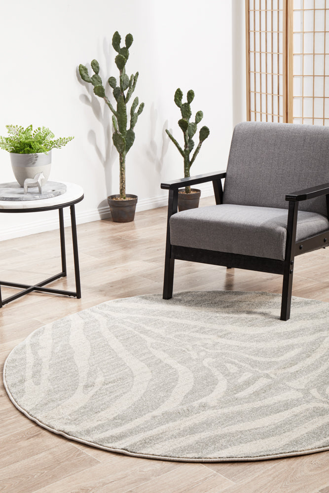 Umbra Silver Round Rug