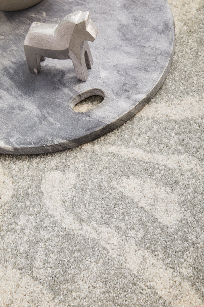 Umbra Silver Round Rug
