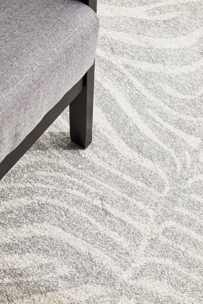 Umbra Silver Runner Rug