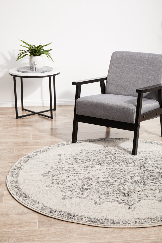 Umbra Silver Transitional Round Rug
