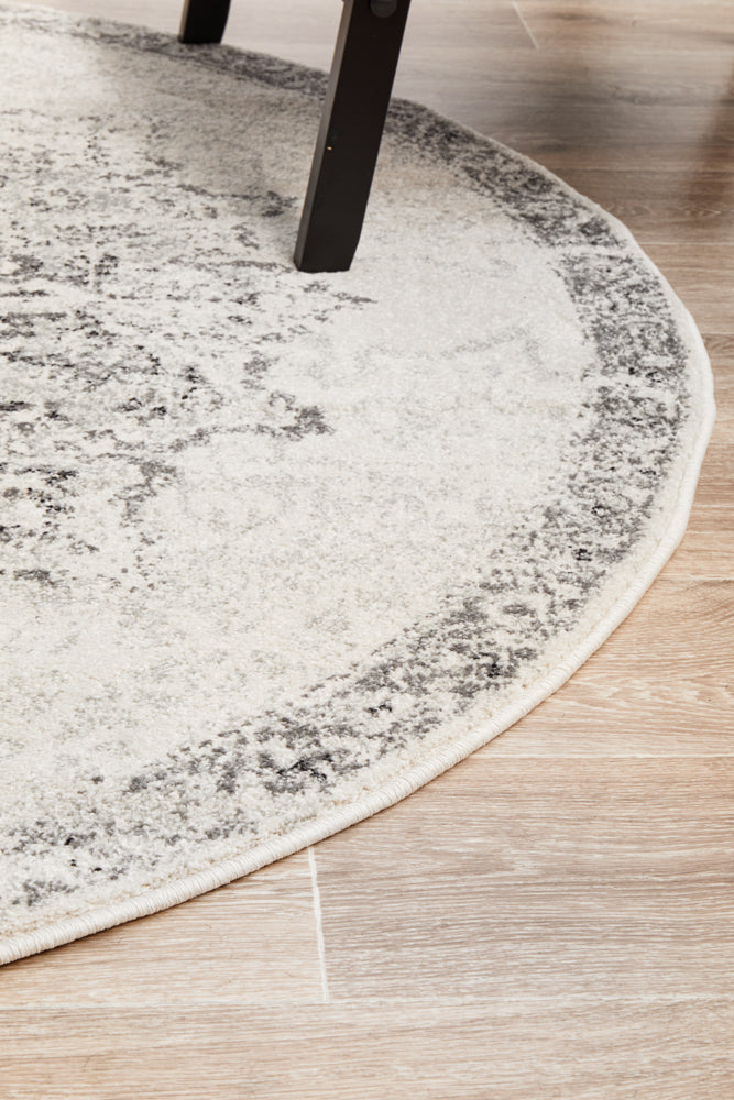 Umbra Silver Transitional Round Rug
