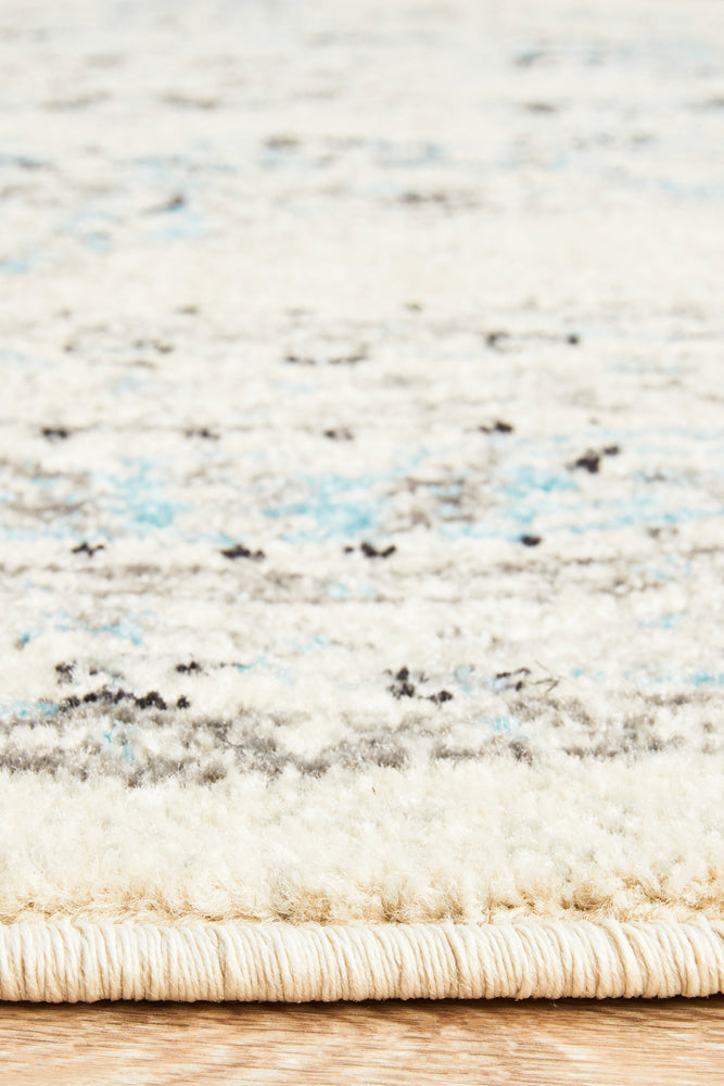 Vestra White Transitional Round Rug