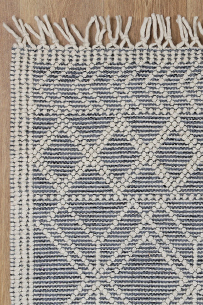 Avenza Ivory Grey Wool Rug