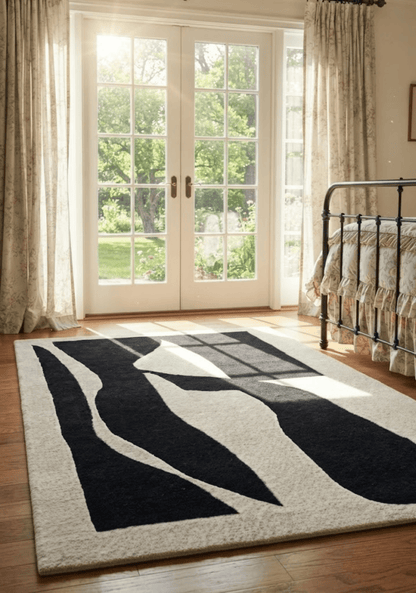 Mehari Ivory & Navy Wool Rug