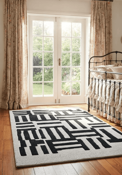 Mehari Ivory & Green Wool Rug