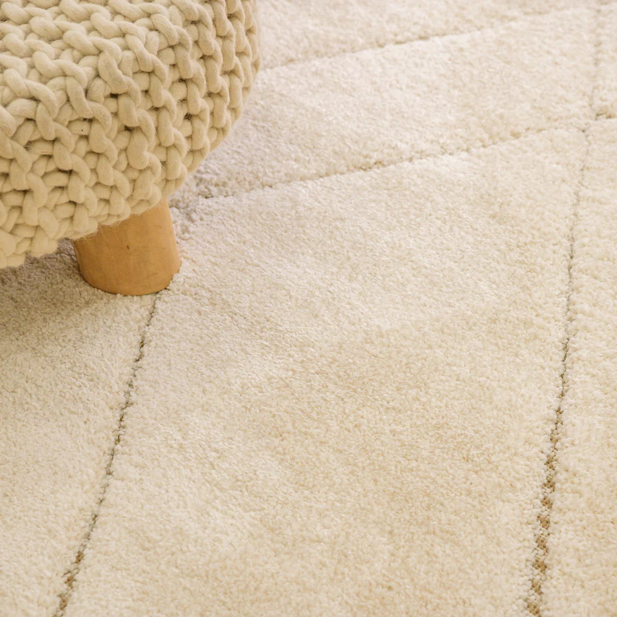 Elio Ivory Beige Rug