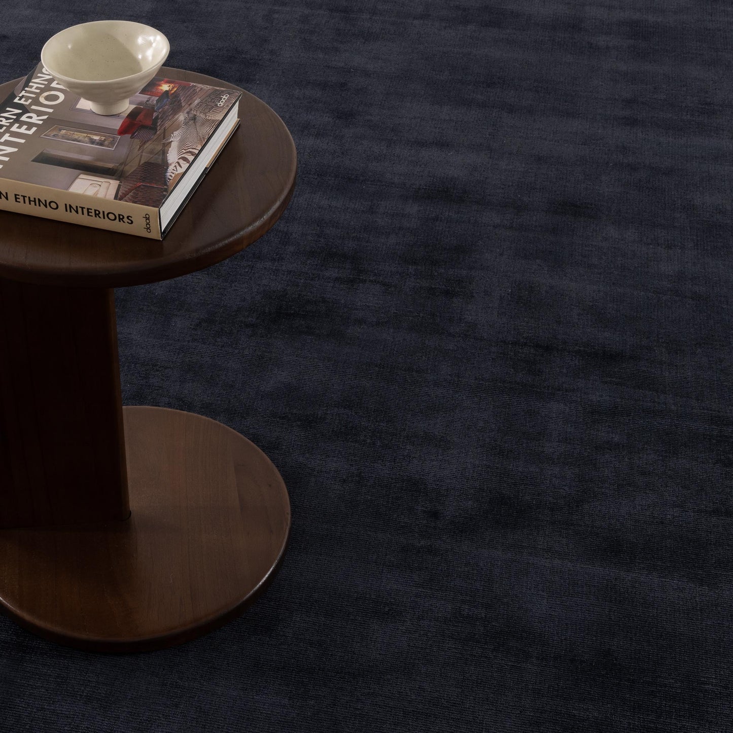 Rivareno Modern Black Rug