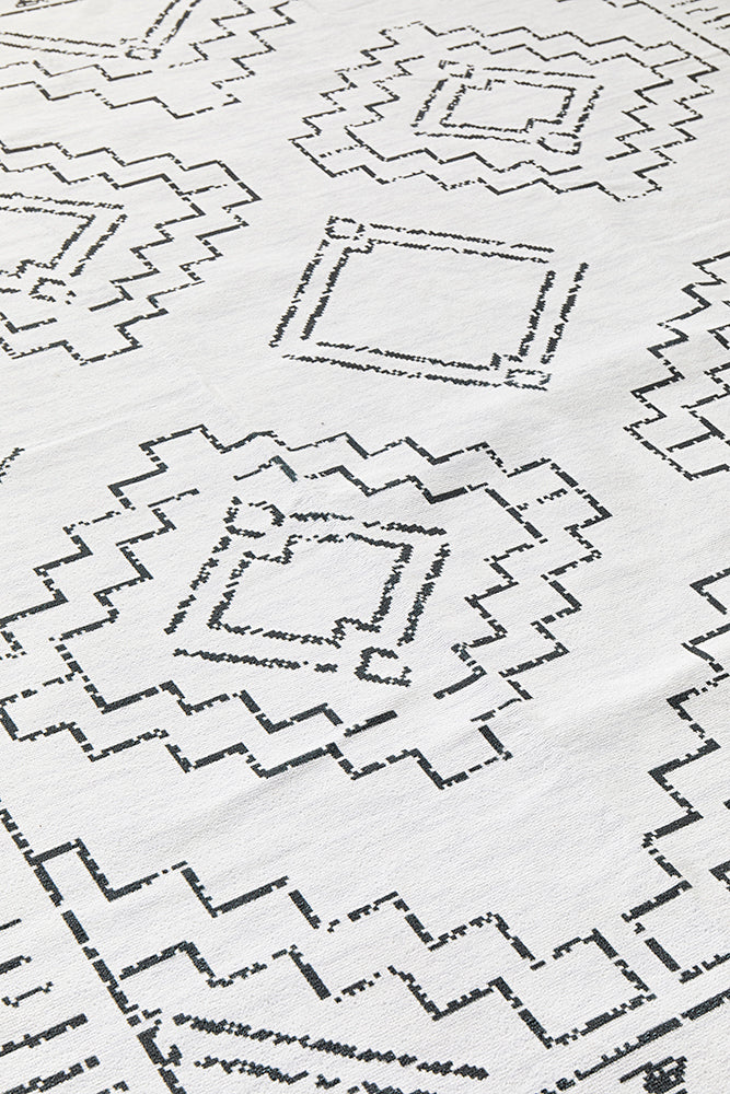 Affina White & Black Washable Rug