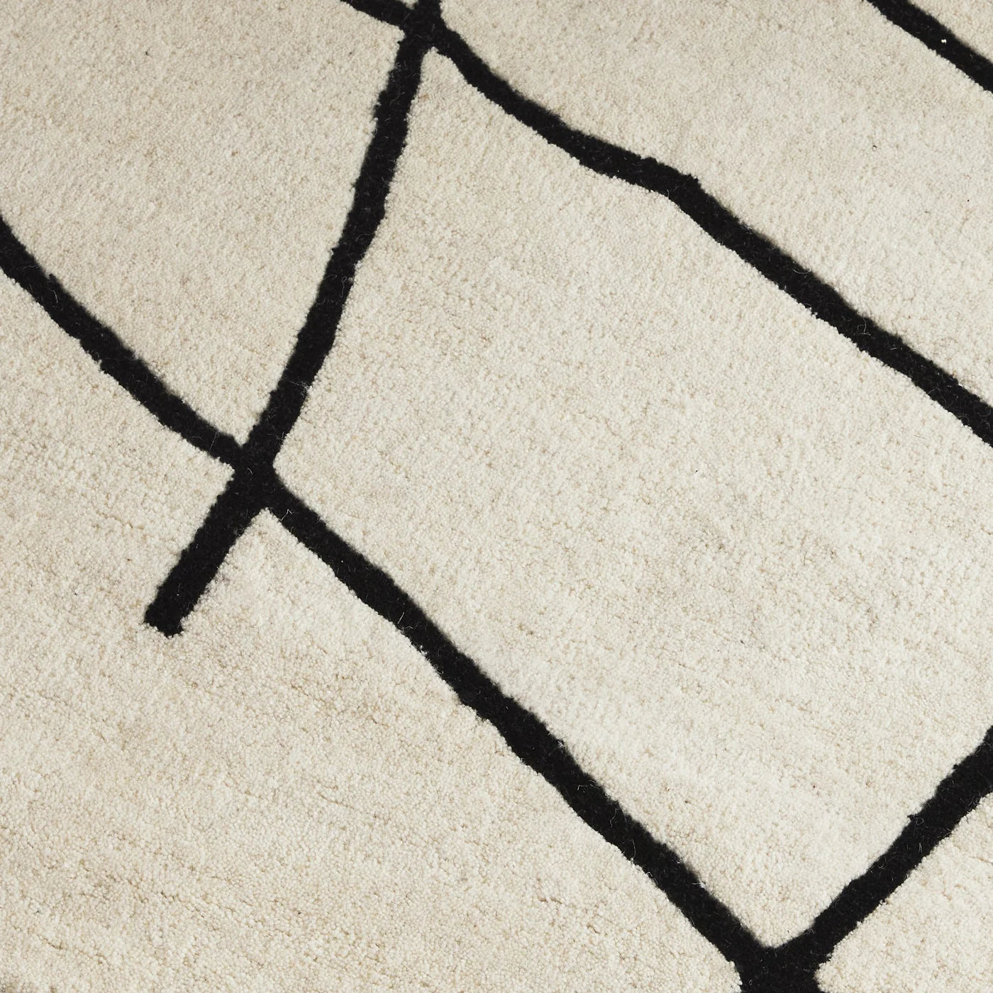 Mirel Ivory Black Wool Rug