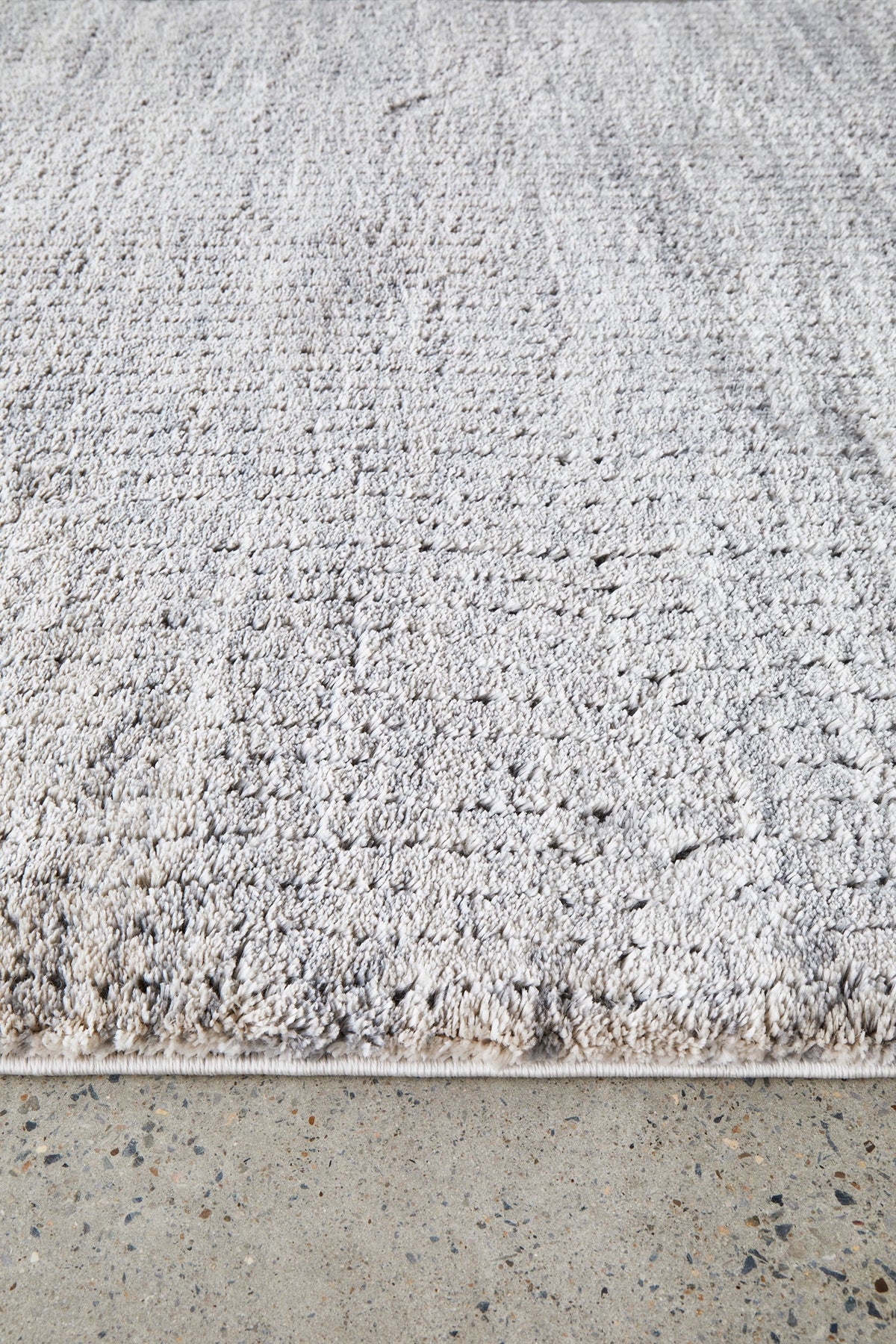 Alpina Pewter Gray Rug