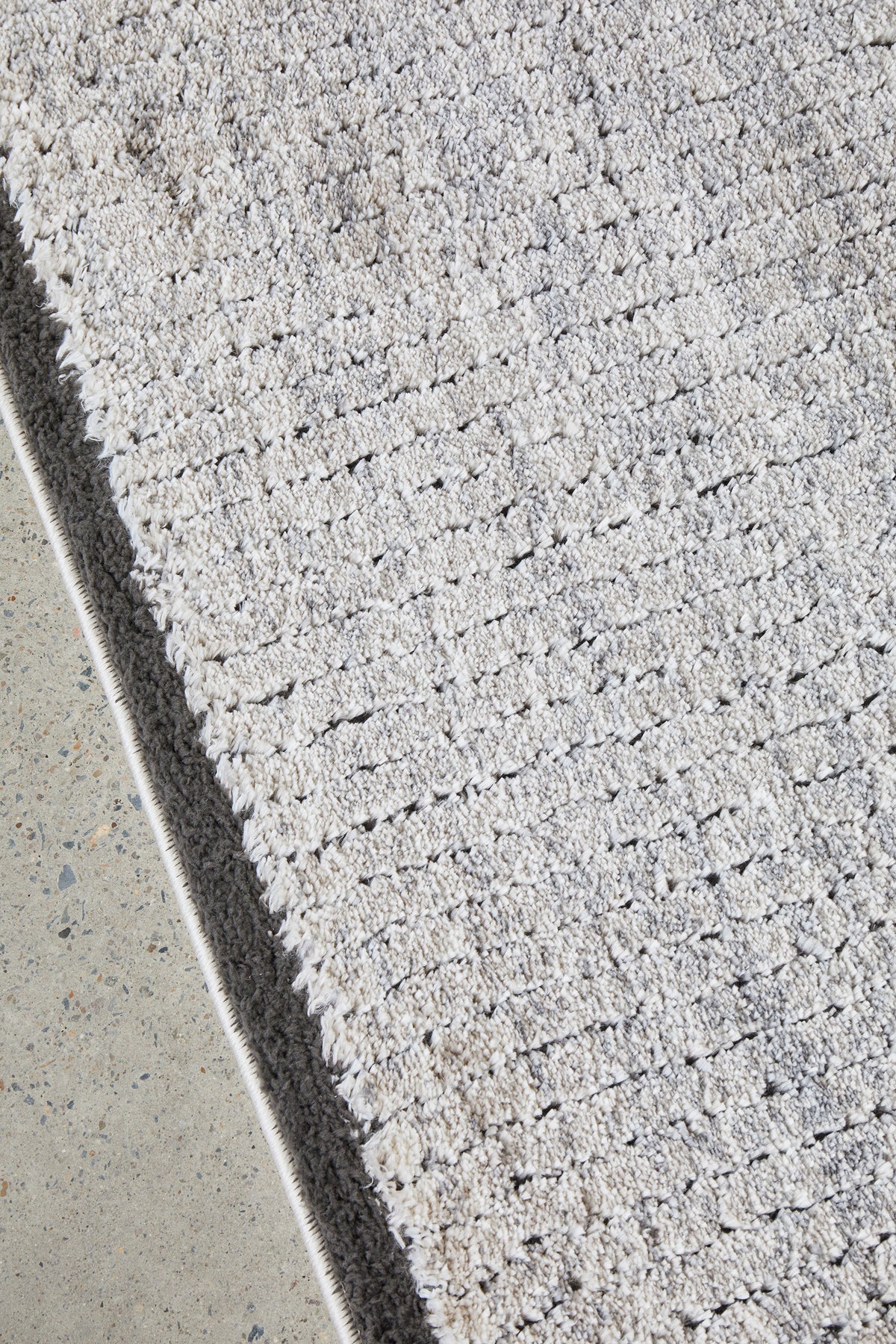 Alpina Pewter Gray Rug