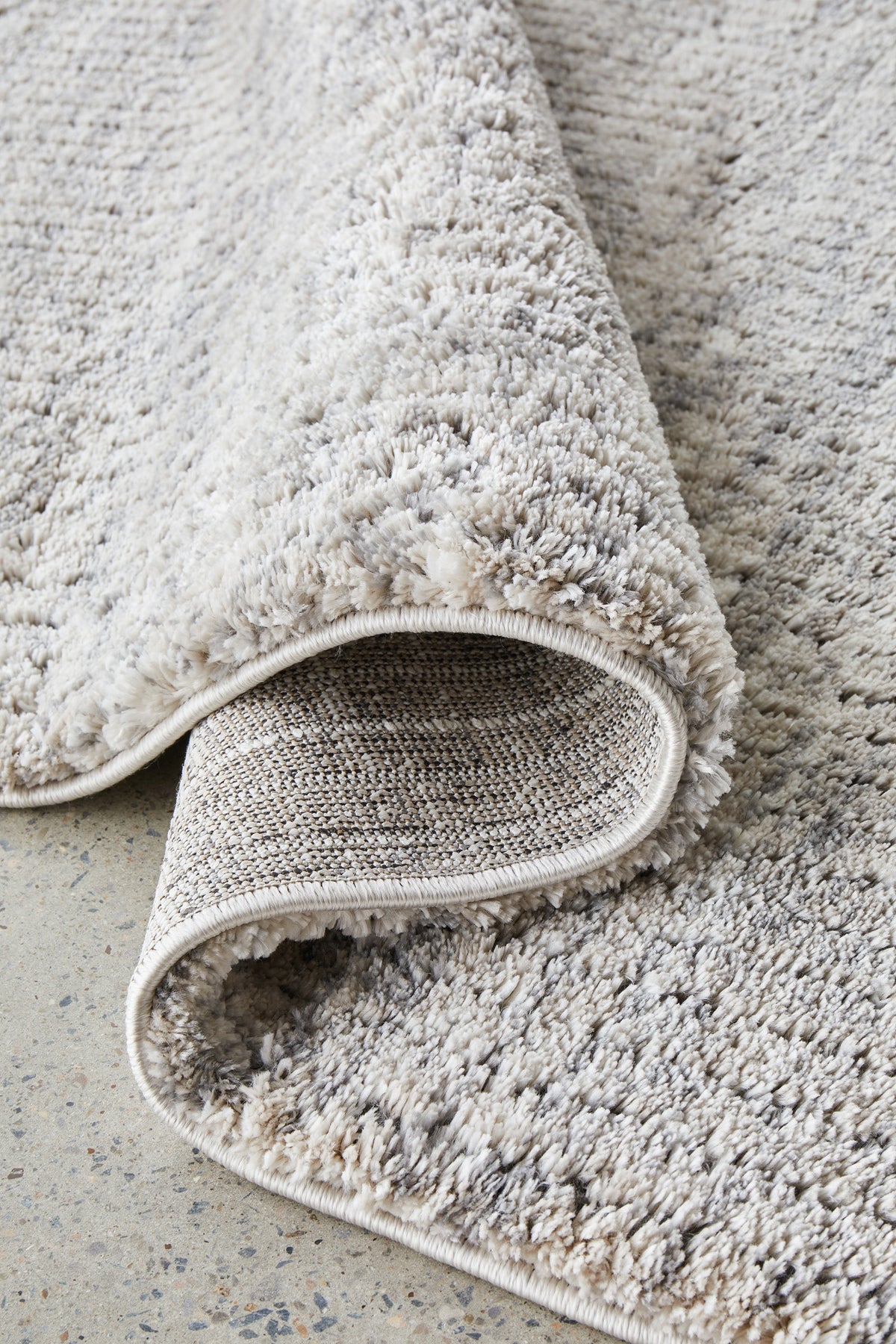 Alpina Pewter Gray Rug