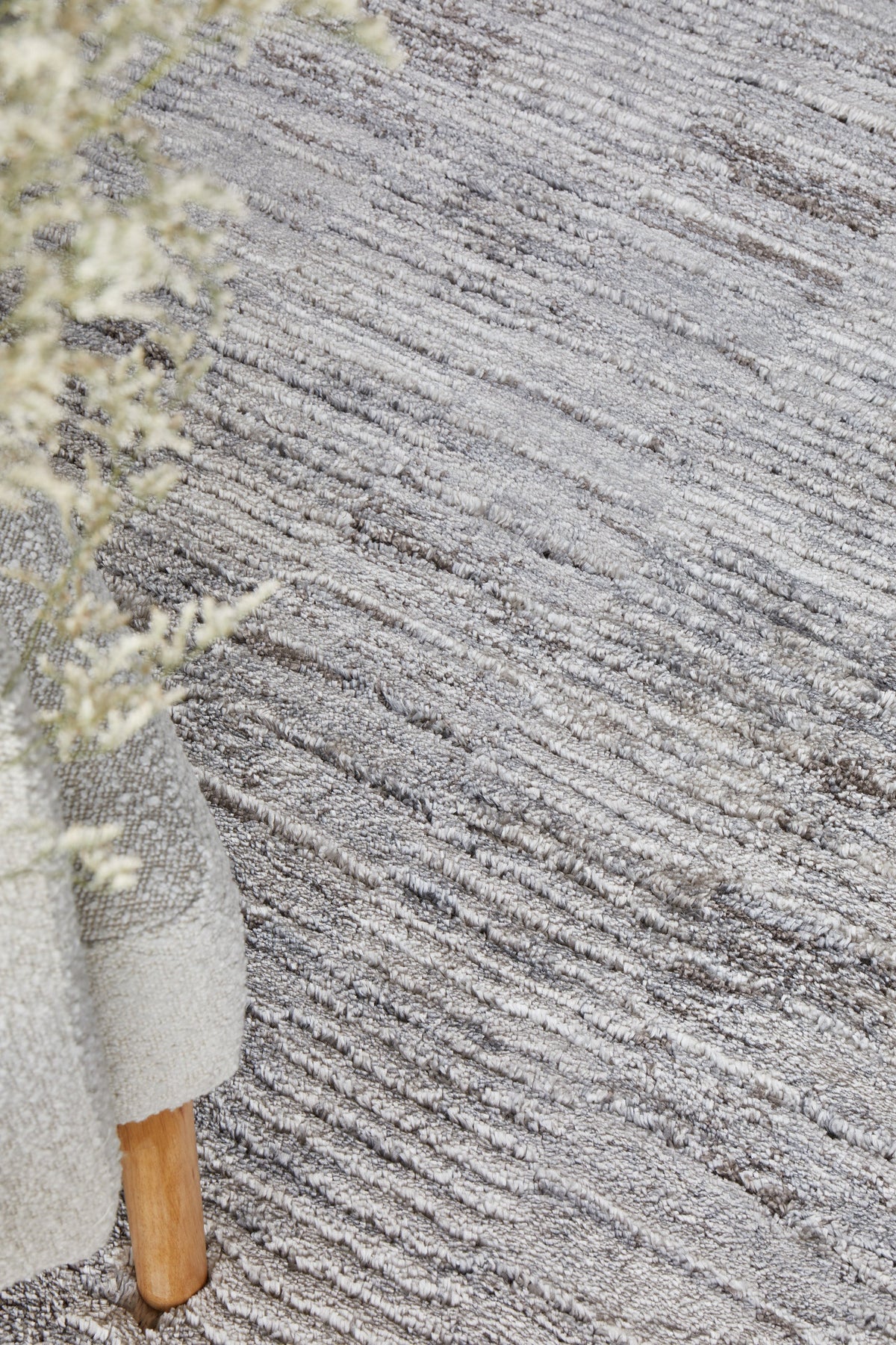 Alpina Tusk Gray Rug