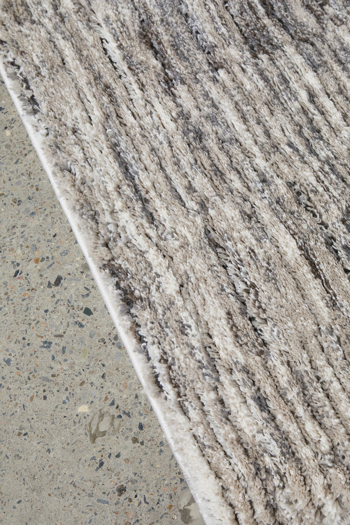 Alpina Tusk Gray Rug