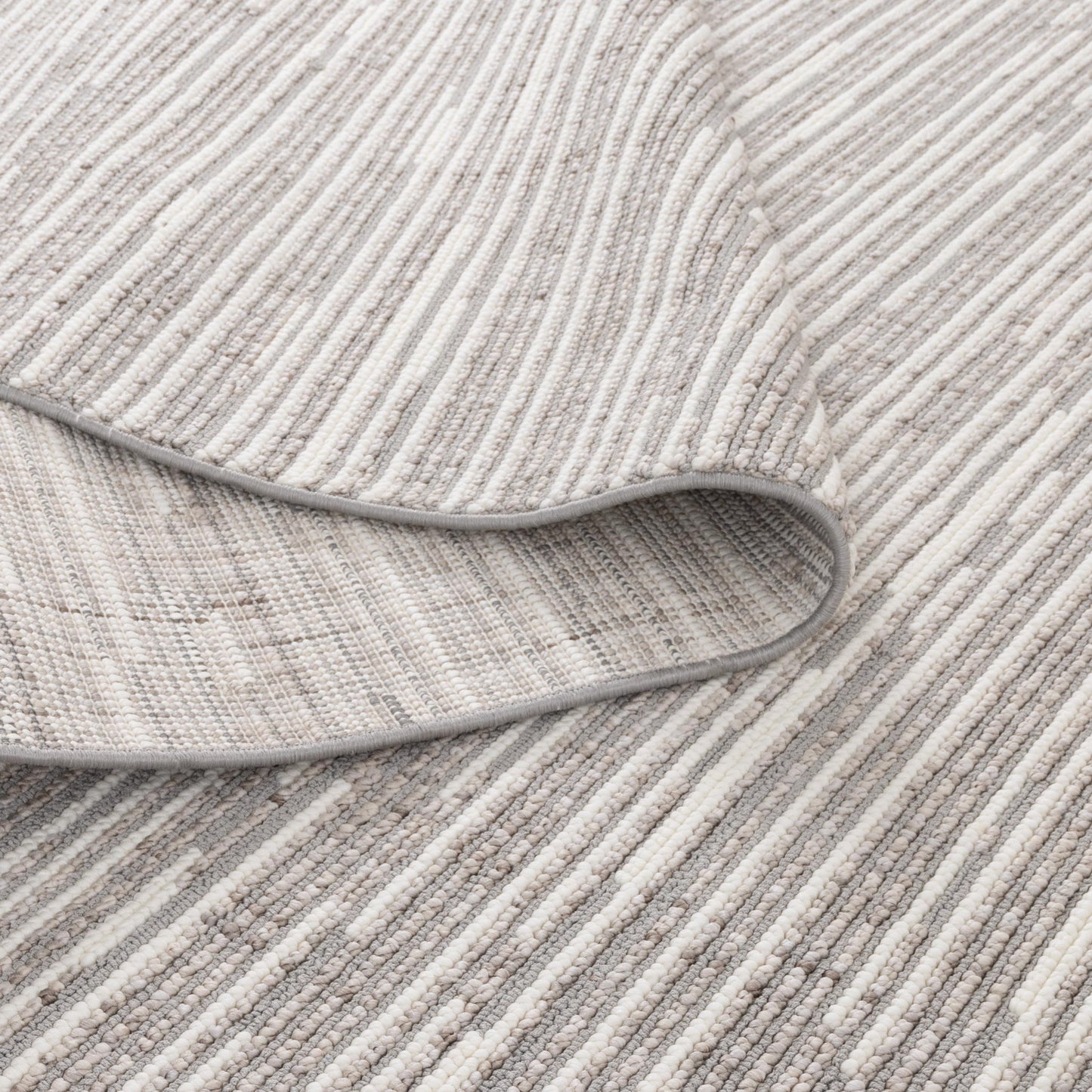 Bravo Modern Silver Rug