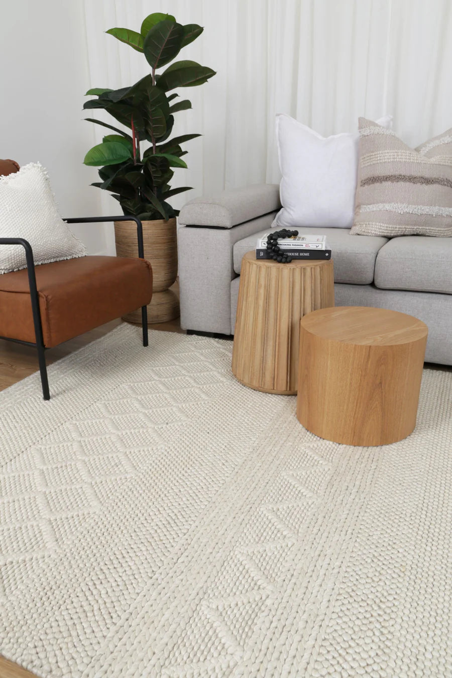 Aris Ivory Wool Rug