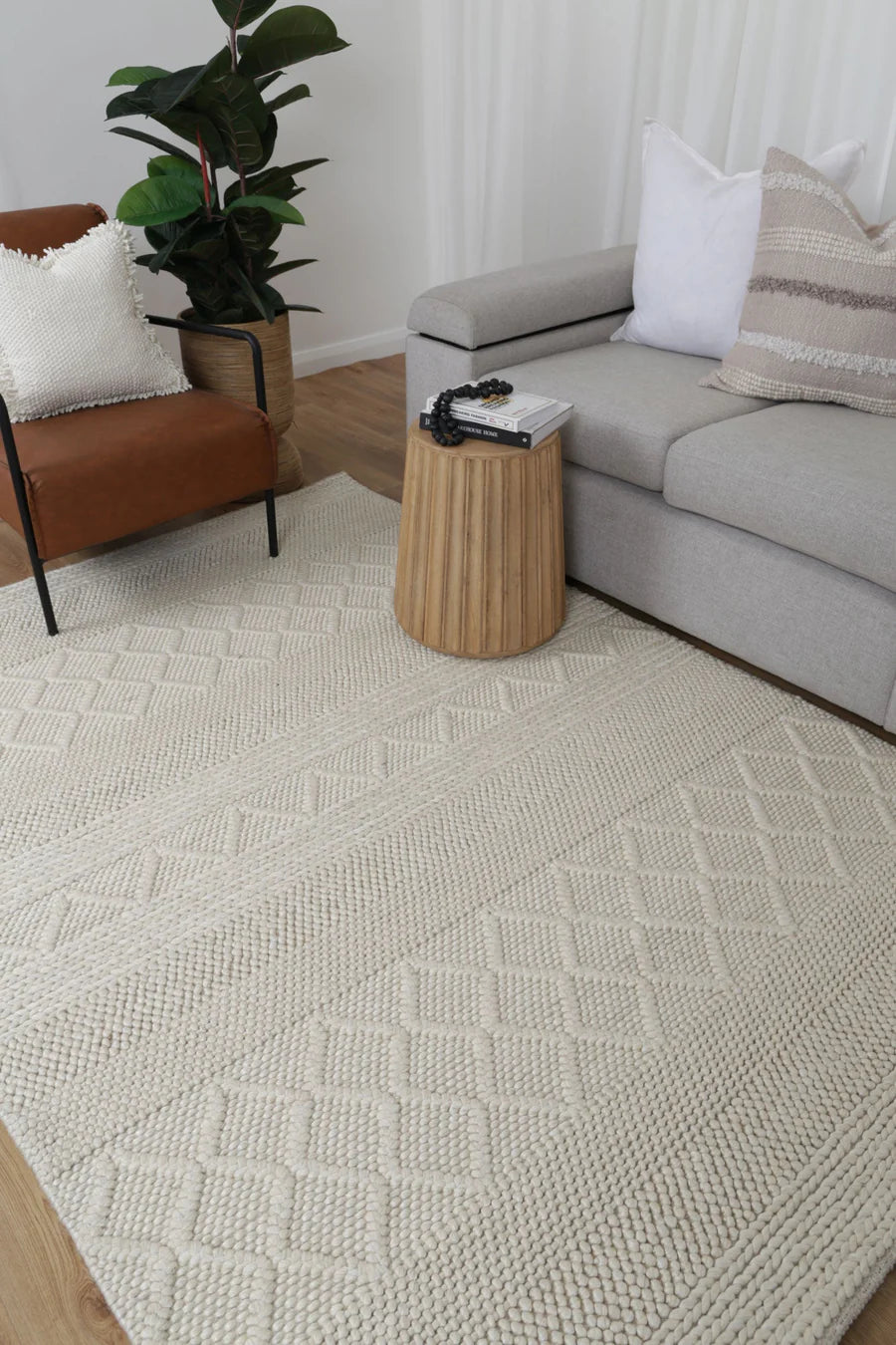 Aris Ivory Wool Rug