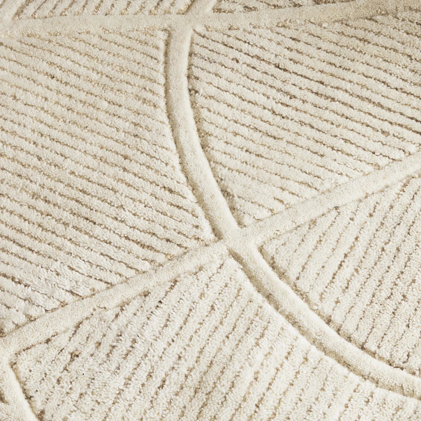 Velka Modern Ivory Rug