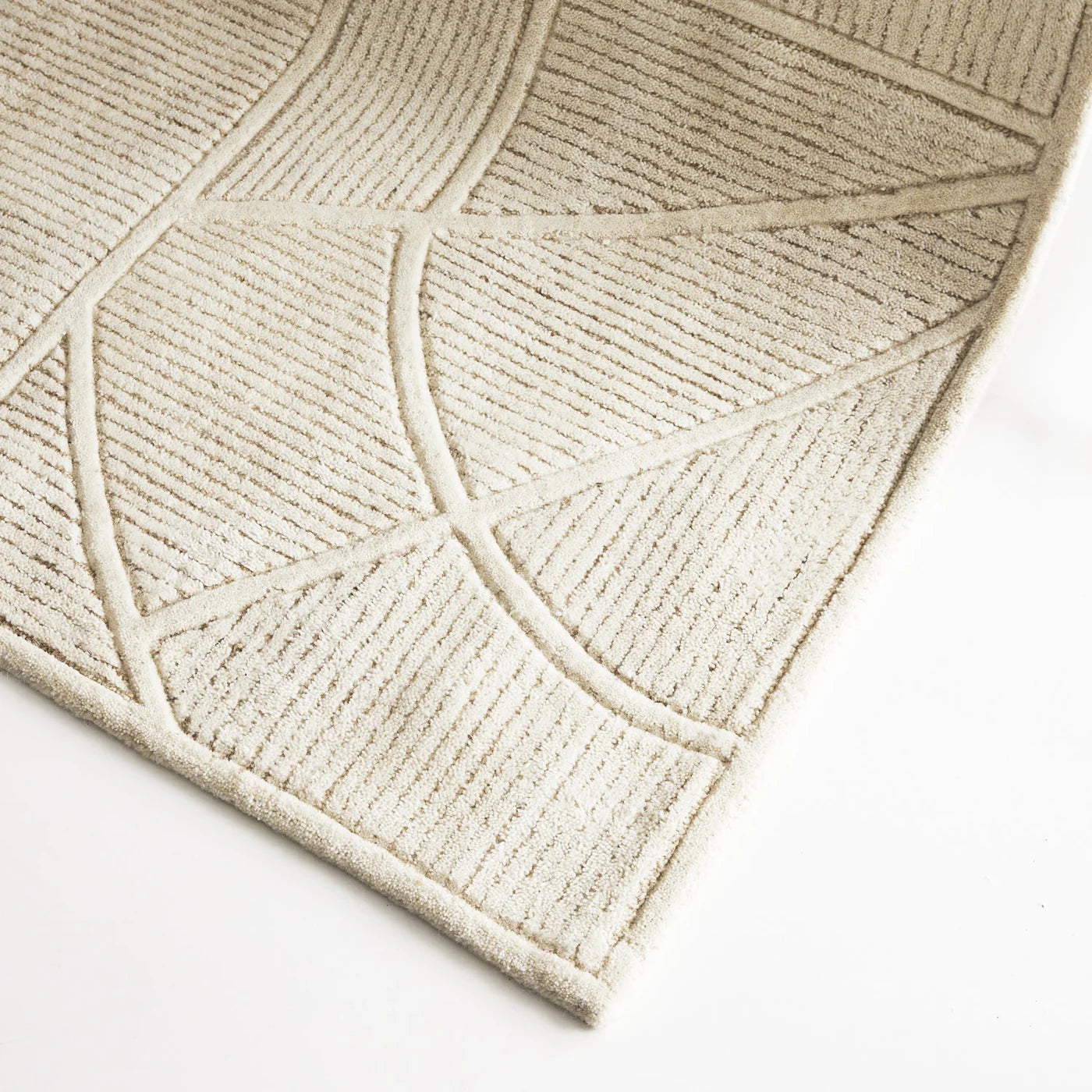 Velka Modern Ivory Rug